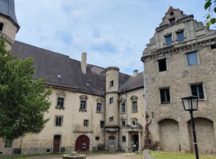 Schloss und Park Dieskau, Kabelsketal, Germany, Germany